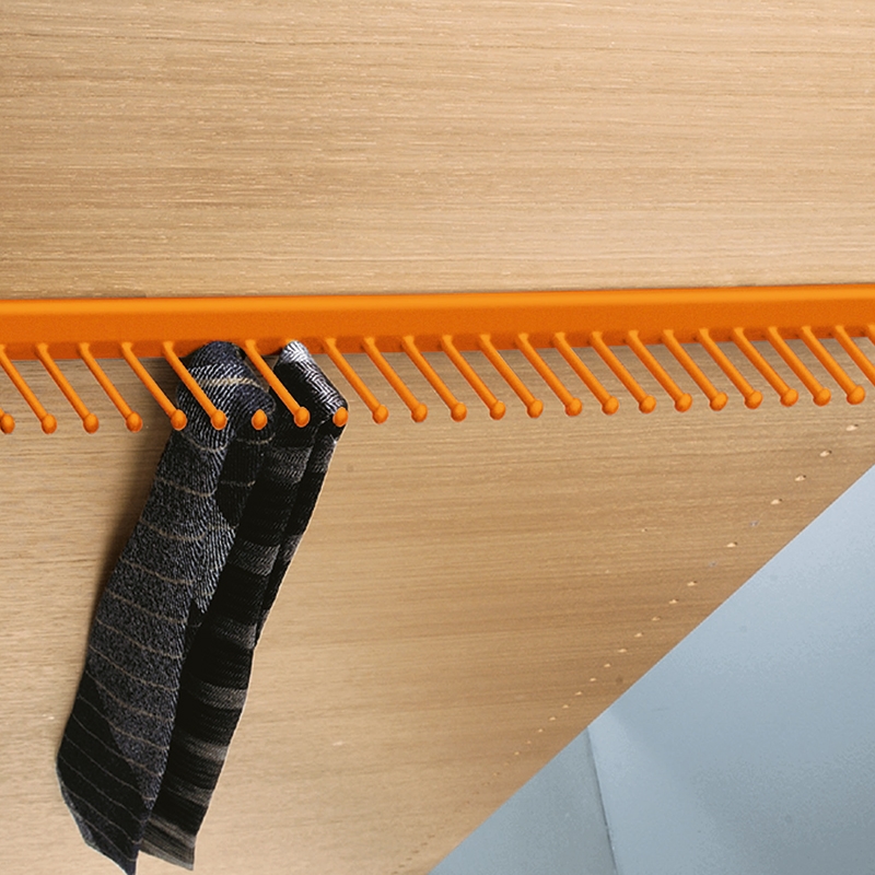 Takataka - fixed tie rack - 25 hooks - orange 1