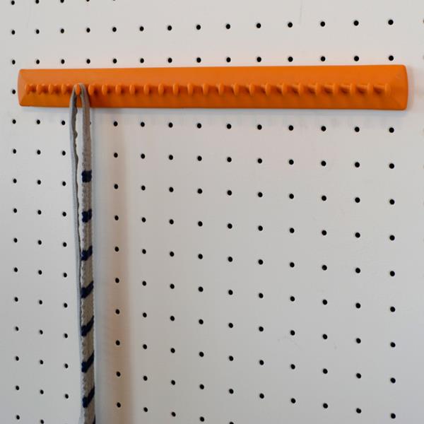 Takataka - fixed tie rack - 25 hooks - orange