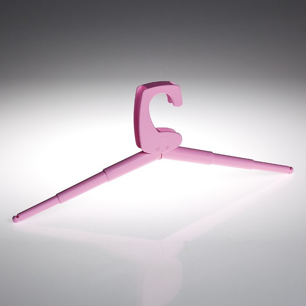 Hanger Pocket-sized clothes hanger pink